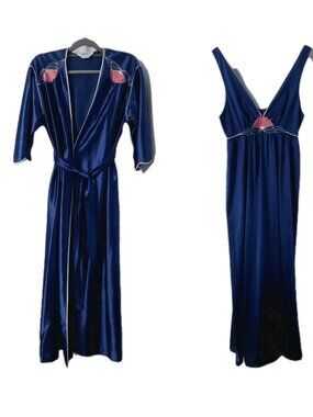 Lorraine Peignoir Nightgown Robe 2pc Set Size Medium Blue Embroidered Floral